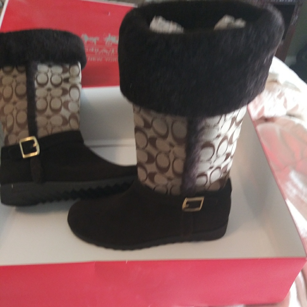 Coach boots